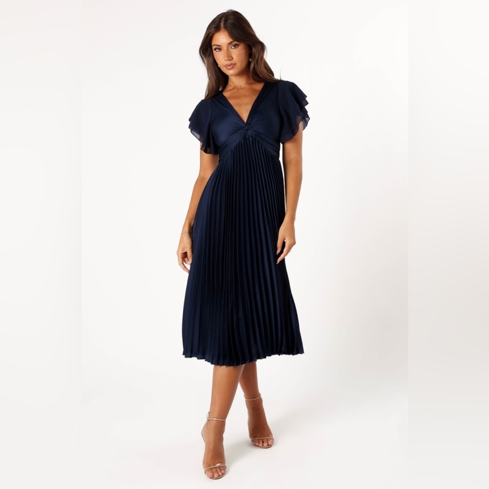 PETAL & PUP NOVA FLUTTER SLEEVE MIDI DRESS - M B245 - Picture 2 of 6